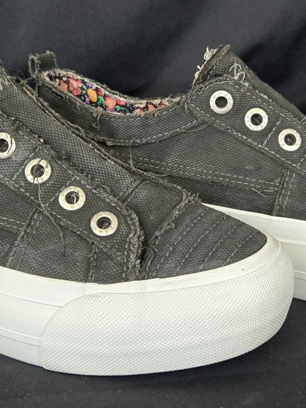 Blowfish Malibu Woman's Slip-On Canvas Sneakers in Charcoal Gray